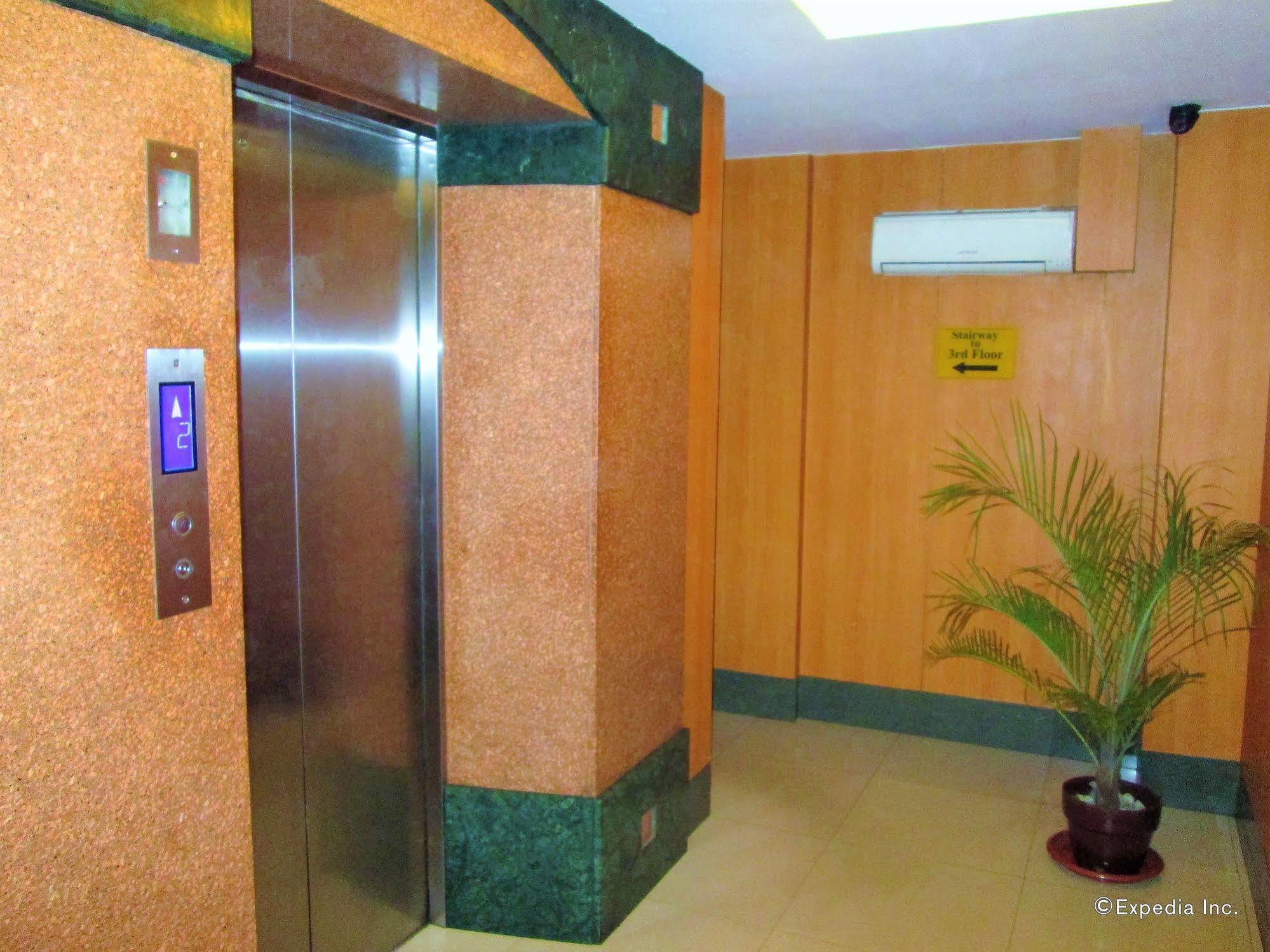 Hotel Sogo Cagayan De Oro Esterno foto